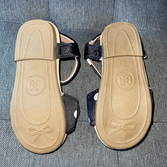 Minnie inspired girls sandals - Picture 3 of 3